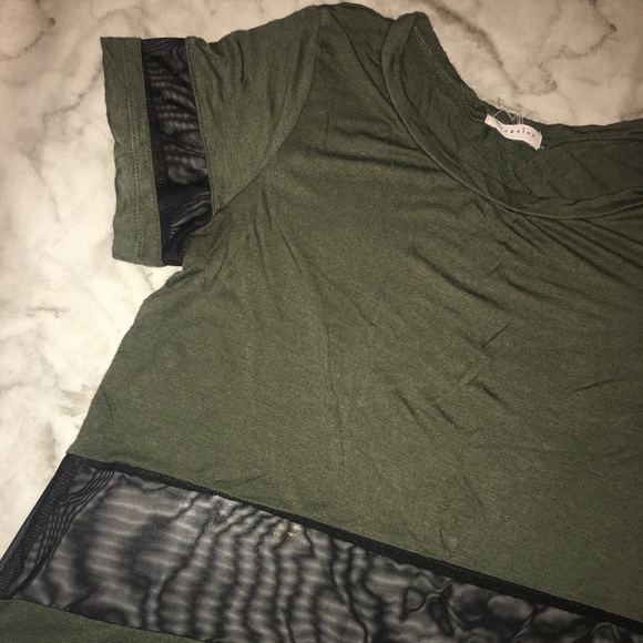 Mesh Block Crop Top - Picture 2 of 2